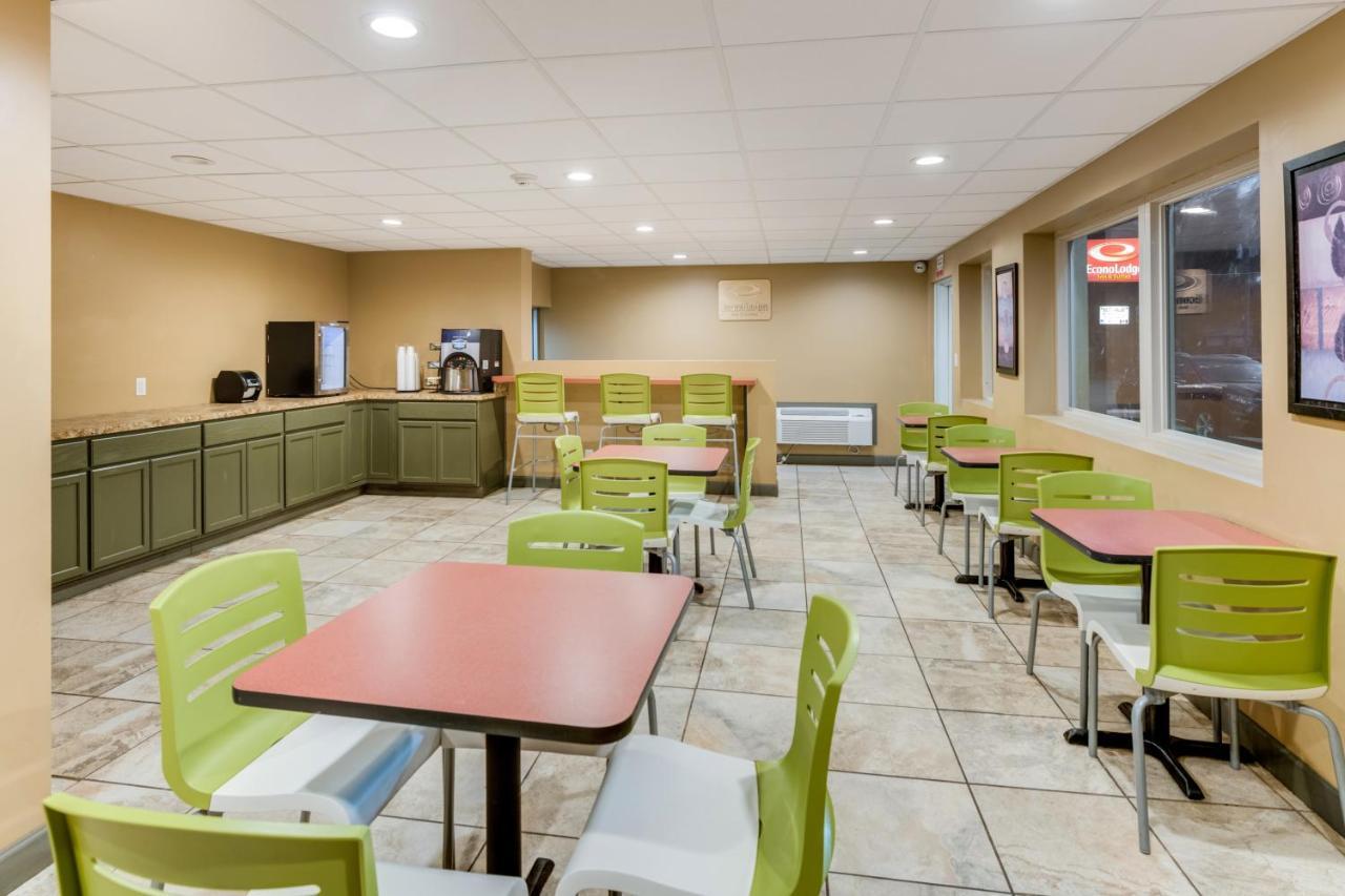 Econo Lodge Inn & Suites Binghamton Luaran gambar