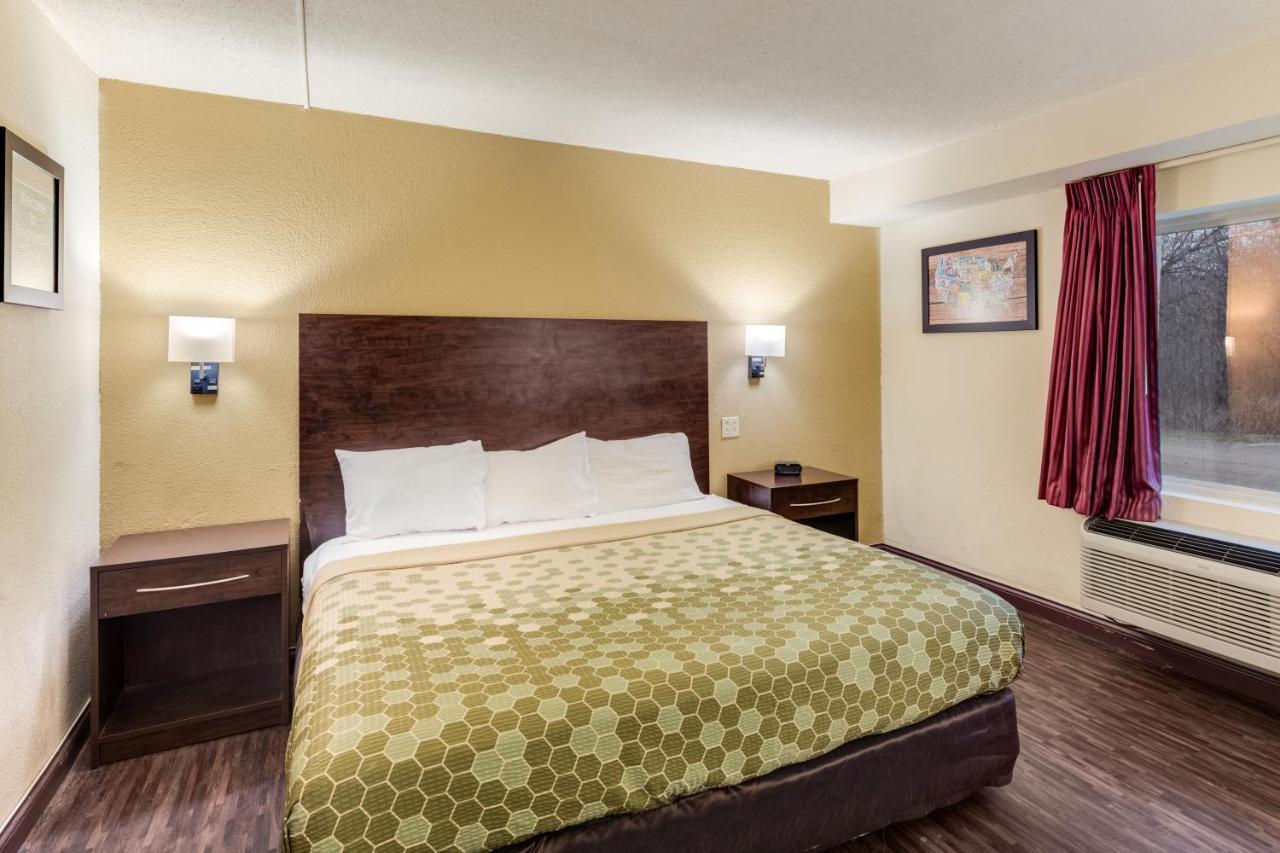 Econo Lodge Inn & Suites Binghamton Luaran gambar