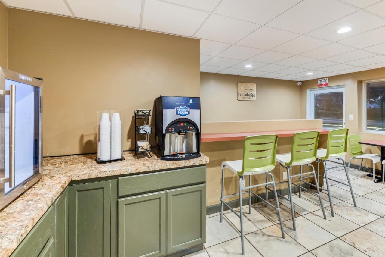 Econo Lodge Inn & Suites Binghamton Luaran gambar