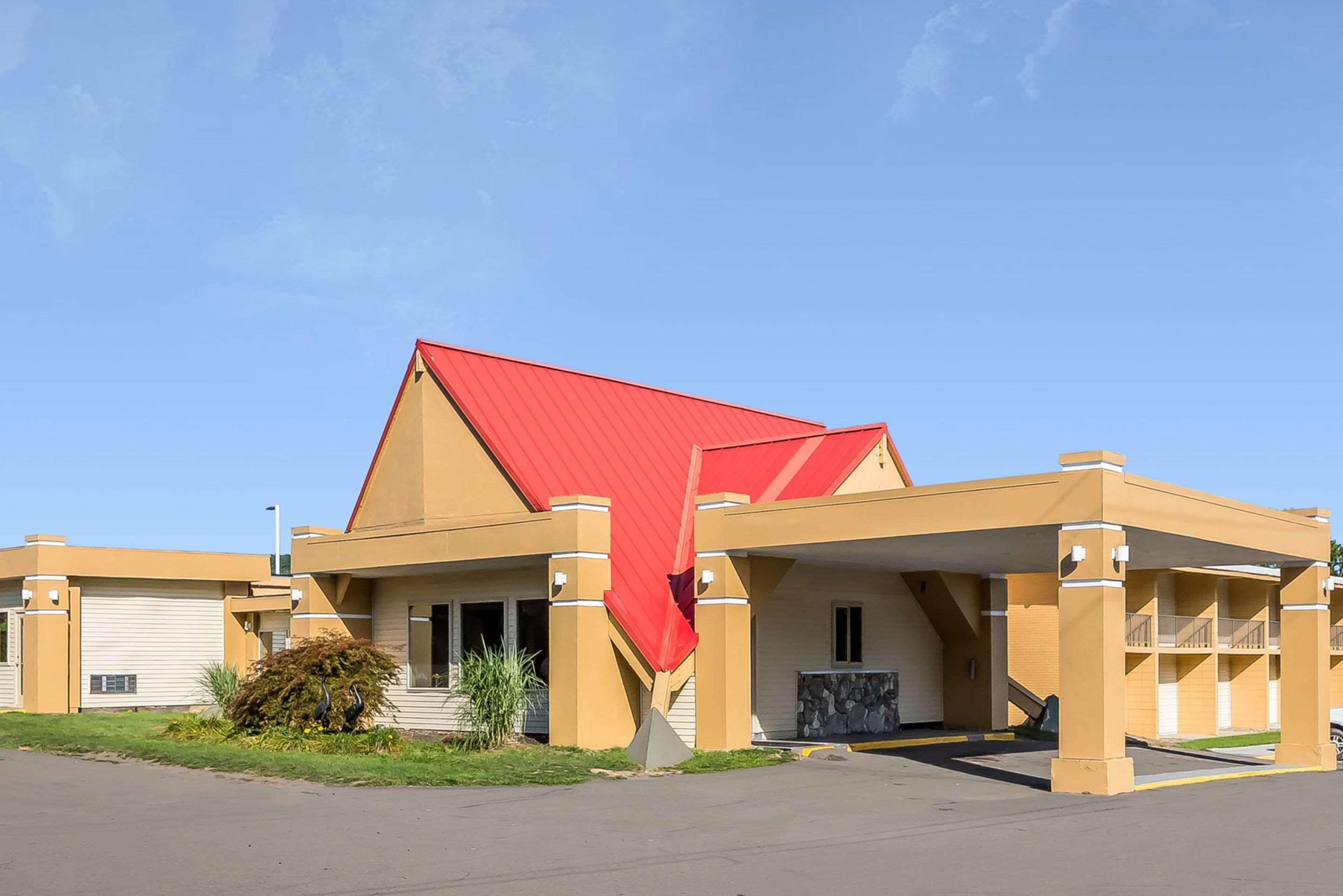 Econo Lodge Inn & Suites Binghamton Luaran gambar