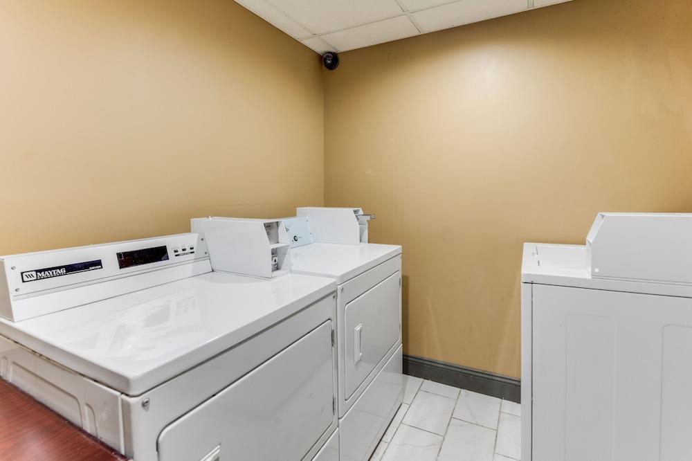 Econo Lodge Inn & Suites Binghamton Luaran gambar