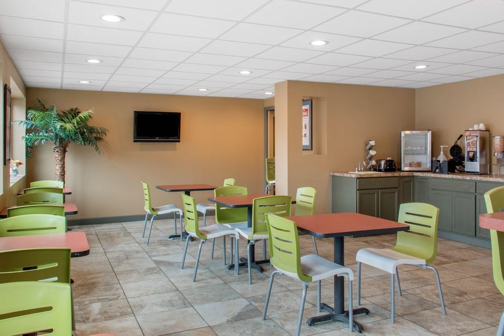 Econo Lodge Inn & Suites Binghamton Luaran gambar